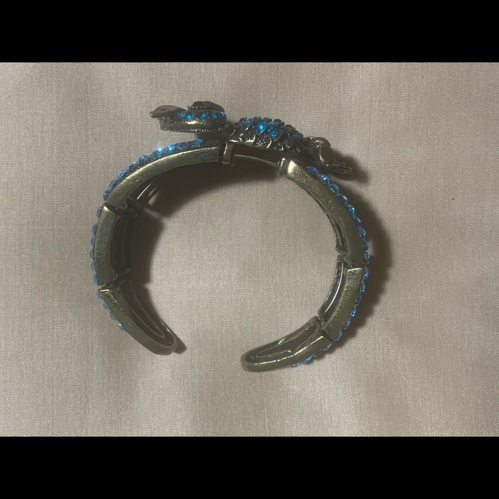Blue Rhinestoned Owl Bracelet 💙 - Picture 3 of 4